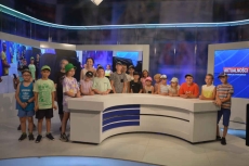 Dzieci w studiu TVP Rrzeszów
